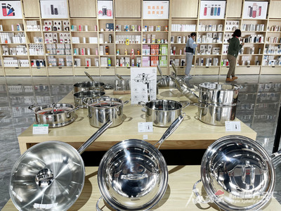 高質(zhì)量發(fā)展調(diào)研行丨阿克蘇積極培育優(yōu)勢產(chǎn)業(yè) 打造高質(zhì)量發(fā)展新引擎